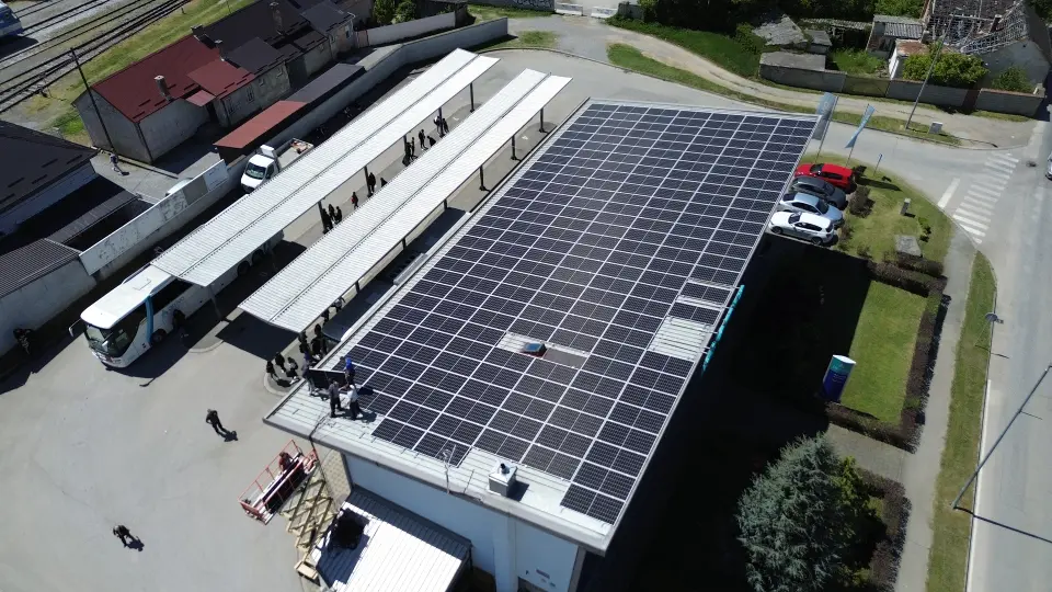Razmišljate o solarnim panelima? Evo kako izgleda cijeli proces bez stresa