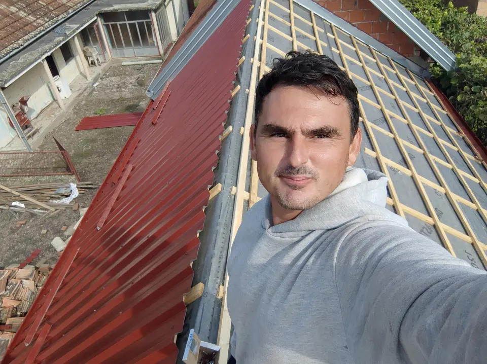 Limarija Imate vlagu u kući, a krivite zidove? Možda je problem gore, na krovu