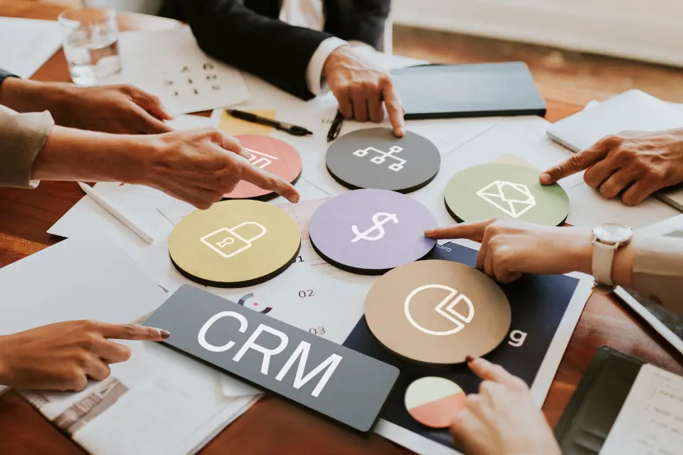 Razmišljate o CRM-u? Saznajte što odlučuje o uspjehu implementacije