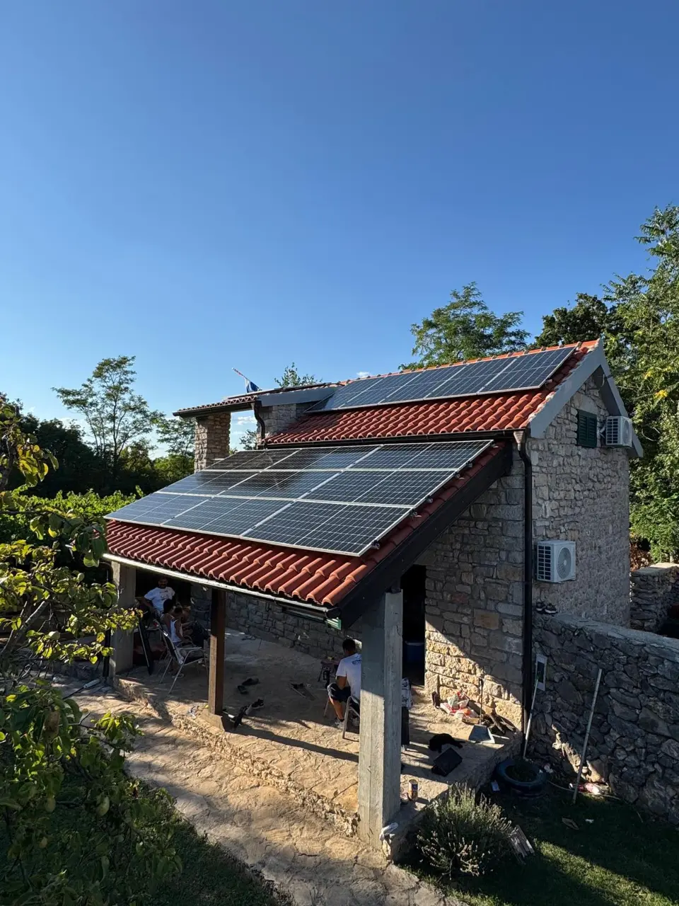 Boli vas cijena struje? Donosimo vodič do energetske neovisnosti