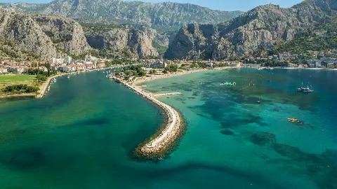 Planina, rijeka i more na dlanu: Ovaj grad skriva jedan od najljepših kanjona Jadrana