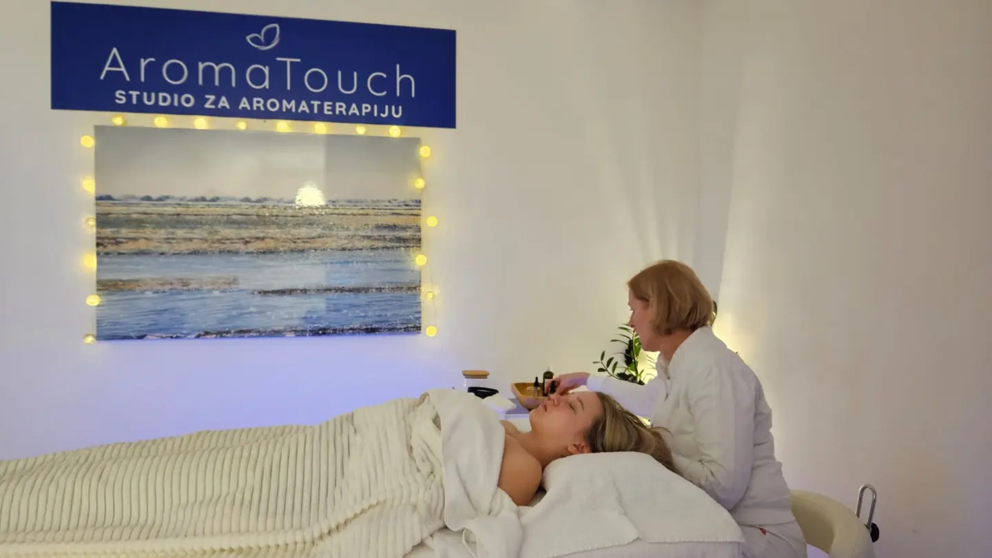Stres, nesanica i umor? Saznajte kako aromaterapija vraća mir ženama u zreloj dobi