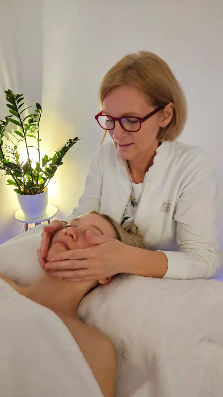 Stres, nesanica i umor? Saznajte kako aromaterapija vraća mir ženama u zreloj dobi