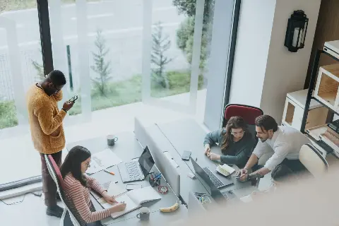 Kupnja IT opreme je prošlost: Otkrijte zašto uspješne tvrtke biraju model najma