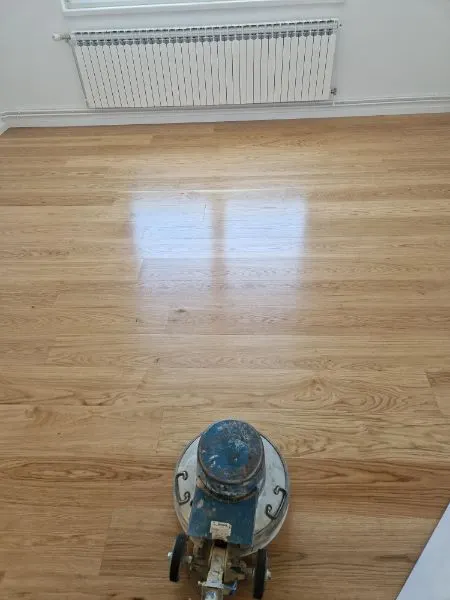 Od izbora parketa do ugradnje: kako do poda koji traje godinama