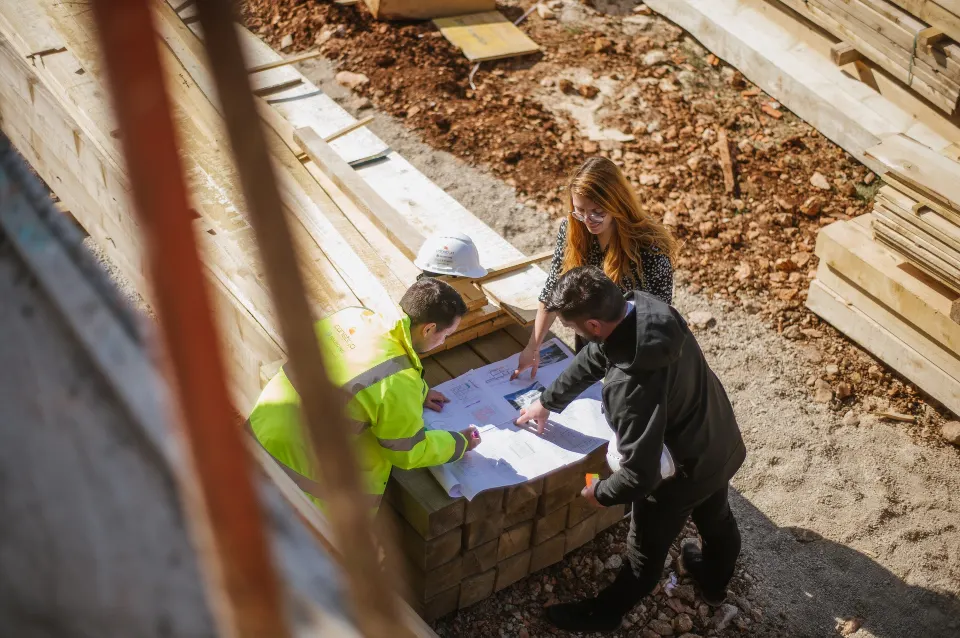 Gradnja na Kvarneru i Istri: Zašto projektiranje, nadzor i Blower Door test štede novac?