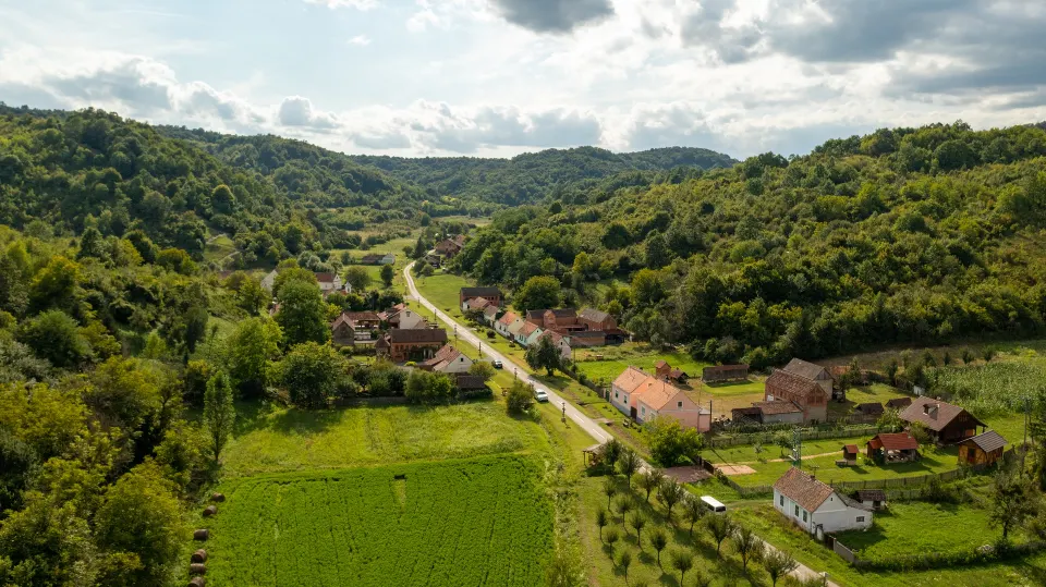 Vinogradi, šume i stoljetne crkve: što vas čeka u srcu Brodsko-posavske županije
