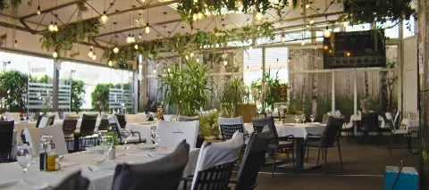 Što čini dobar restoran za proslave: Kapacitet, hrana, usluga i pristupačnost lokacije