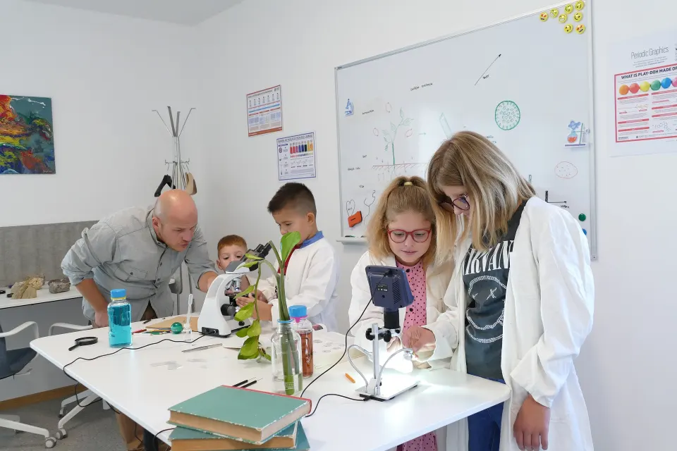 Od dječjeg pitanja do vlastitog istraživanja: drugačiji pristup STEM-u