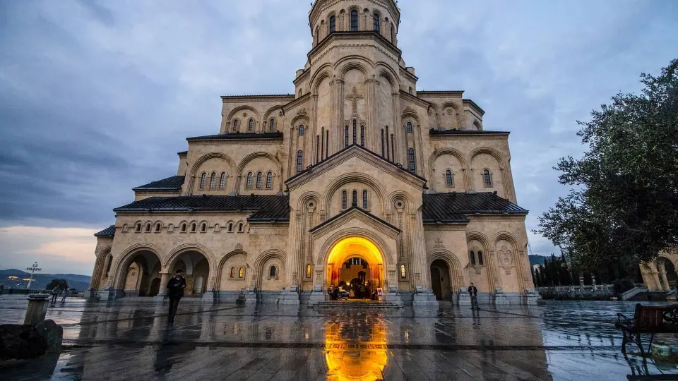 Ne znate kamo na putovanje? Ove destinacije vrijedi rezervirati na vrijeme