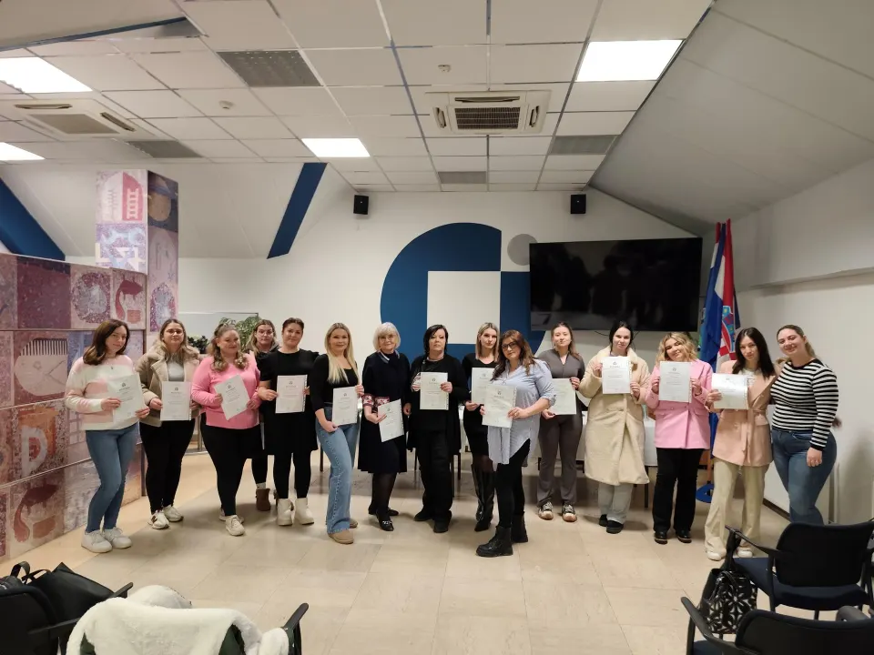Razmišljate o novom zanimanju? Evo kako vam HZZ može financirati edukaciju