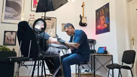 Nevjerojatna priča o tetovažama, izazovima i globalnim ambicijama!
