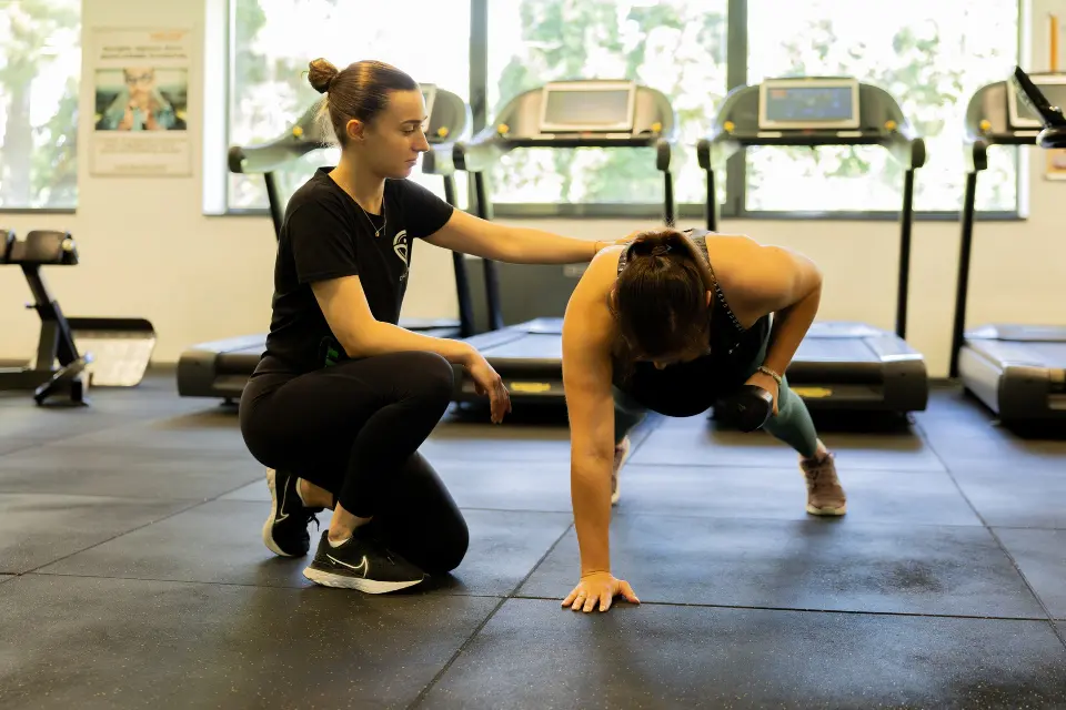 Fitness koji se prilagođava vama: U teretani ili iz udobnosti doma