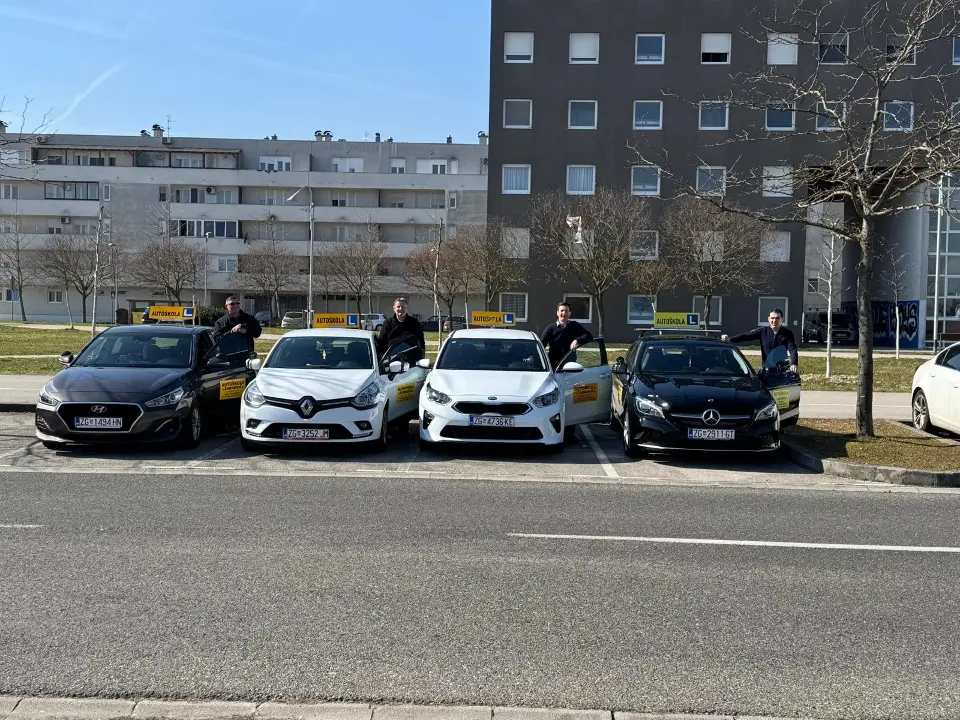 Kako odabrati kvalitetnu autoškolu koja će vas dovesti do vozačke bez stresa?