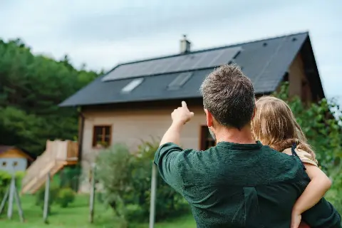 Kako spojiti sunce, dom i uštedu? Ovi stručnjaci imaju savršena rješenja!