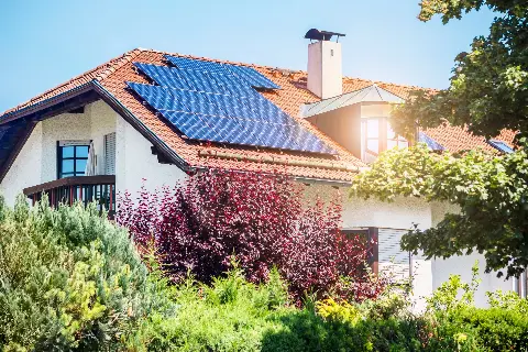 Solarna elektrana na krovu? Evo zašto se sve više Hrvata odlučuje