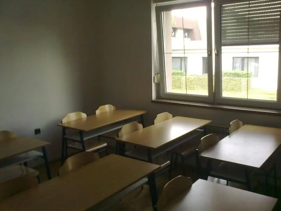 Otkrijte Izvrsnost u Privatnoj Gimnaziji i Turističko-Ugostiteljskoj školi Jure Kuprešak