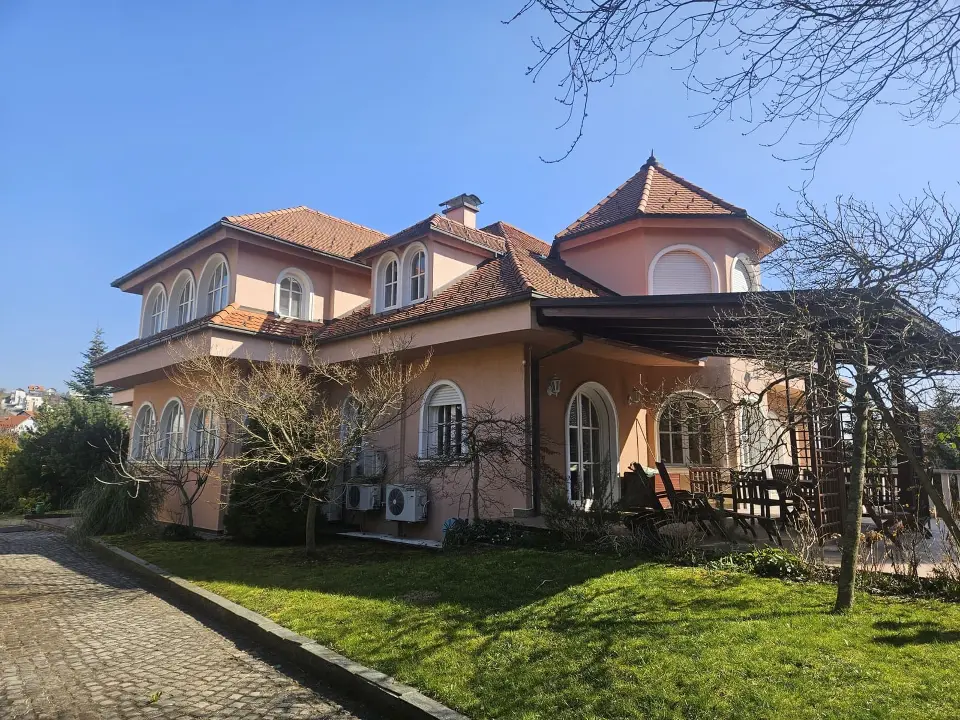 Luksuz, iskustvo i rezultati: Pogledajte kako izgleda moderna prodaja nekretnina