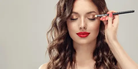 Tražite savršen make-up ili trepavice? Evo gdje profesionalnost čini razliku