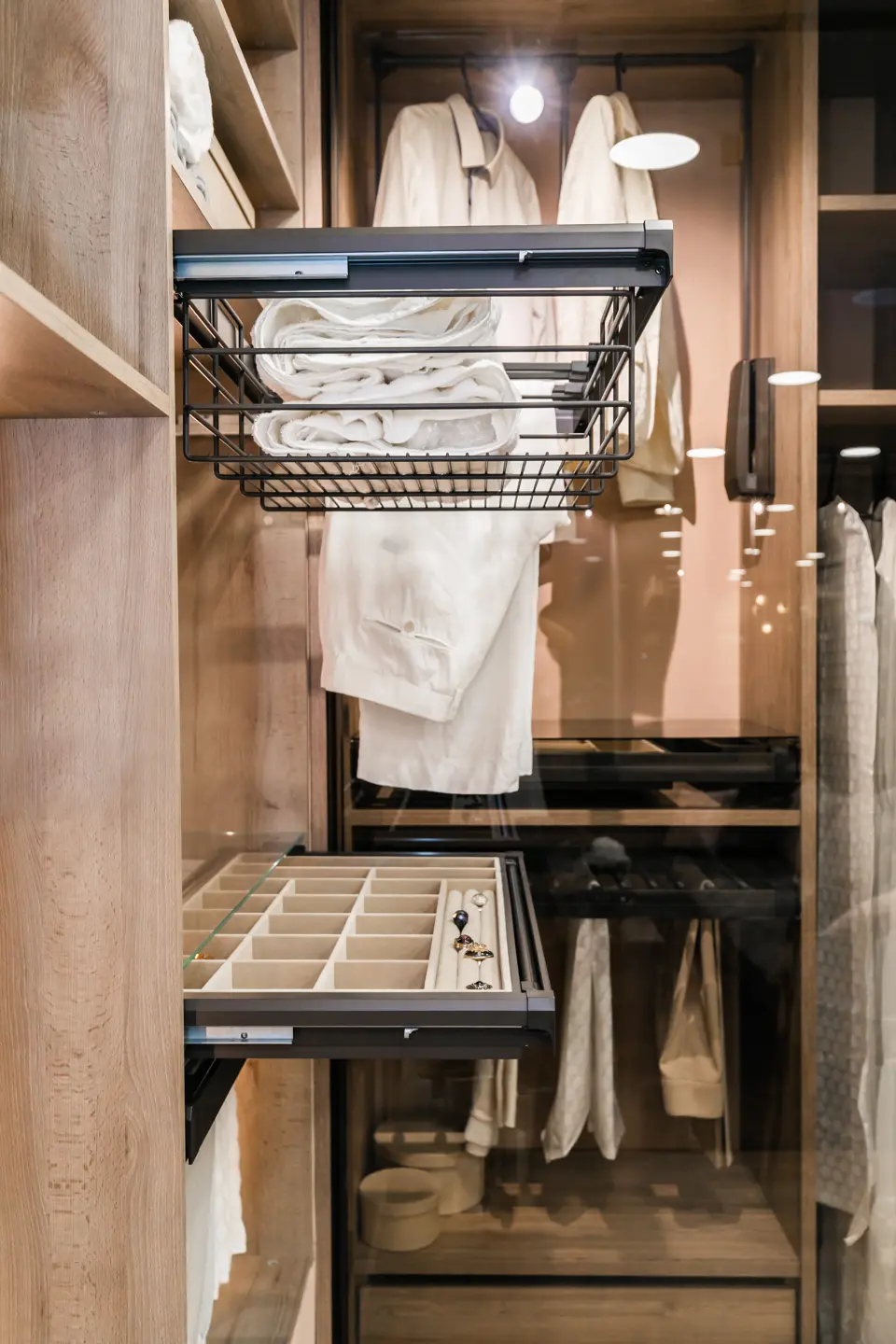 NOVA KOLEKCIJA u EDURO salonima: I vi možete imati „walk-in“ ormar iz snova!