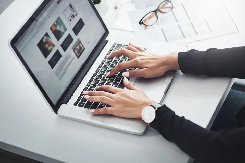 Prava strategija za pravi rast: Sparkle Marketing vodi vaš brend prema vrhu