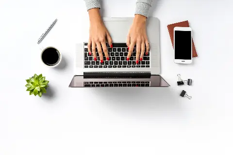 Prava strategija za pravi rast: Sparkle Marketing vodi vaš brend prema vrhu