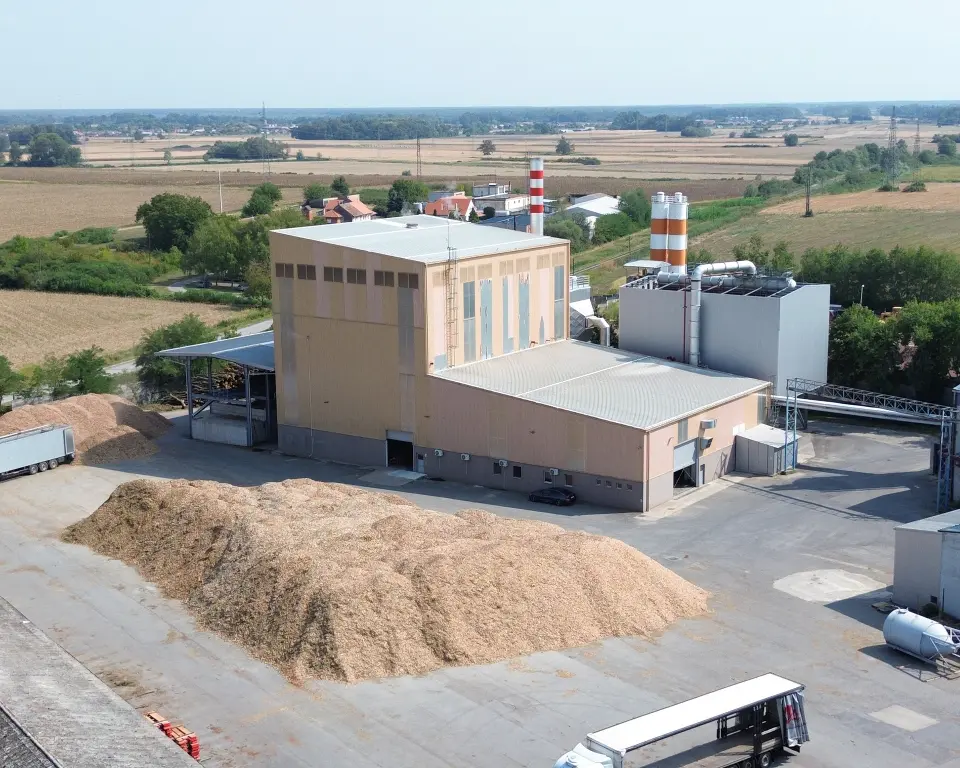 Đakovo Hrast: Zašto su dvoslojni parketi bolji od troslojnih?
