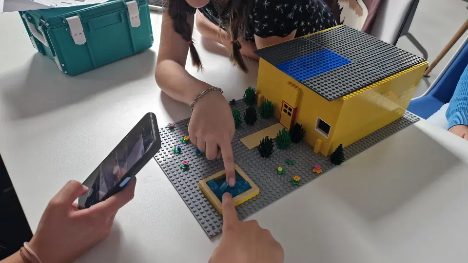 S LEGO kockicama do financijske pismenosti? Da, i to stvarno radi
