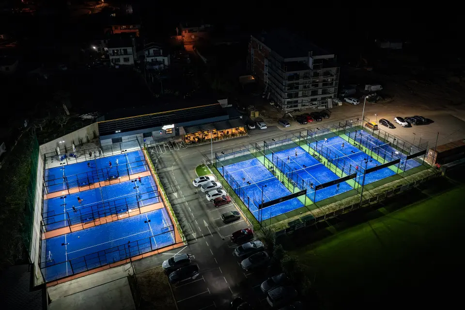 Padel osvaja regiju, a ovi stručnjaci grade terene diljem Hrvatske i susjedstva