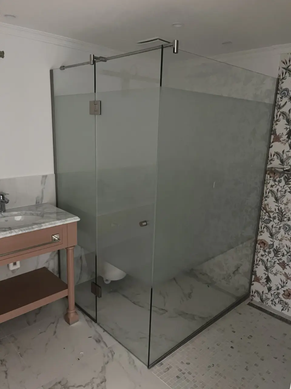 Tuš kabine, ograde i ogledala – sve po mjeri vašeg doma