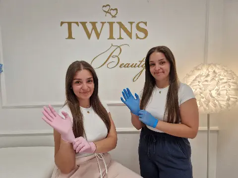 Dvostruka doza njege: Blizanke s Malešnice pretvorile su sličnost u beauty biznis