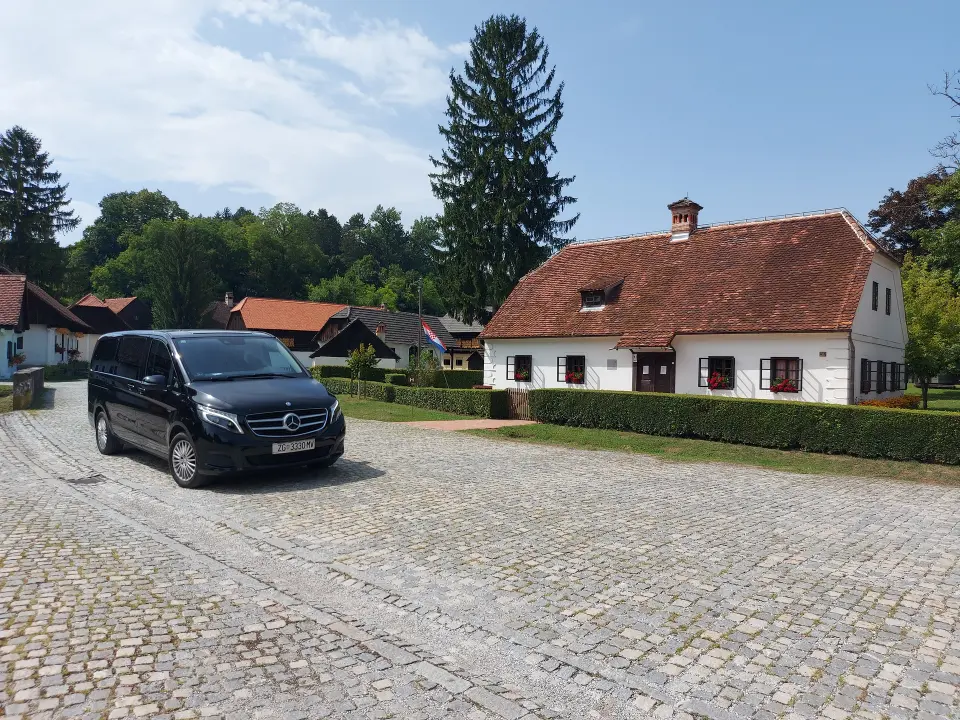 Od aerodroma do izleta: Prijevoznik za svaku priliku