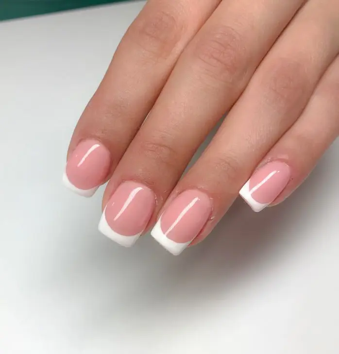 Mandy's beauty na Savici: Sve za nokte, trepavice i pedikuru na jednom mjestu!