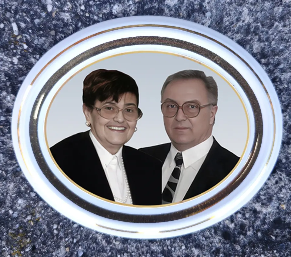Sjećanje koje nikad ne blijedi: Foto-Kem nudi personalizirane slike na spomenicima