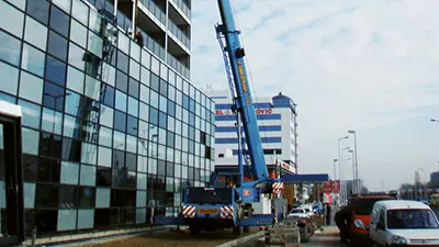 Izvanredni prijevoz strojeva i brodova, rad s dizalicama do 500t i premještanje pogona